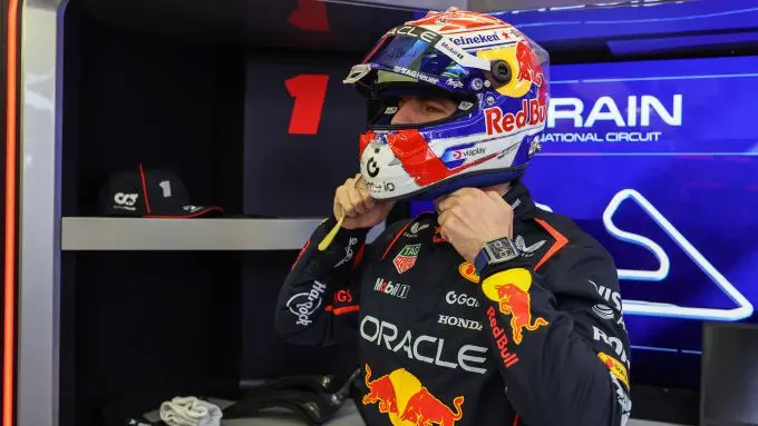 max verstappen helm 2025