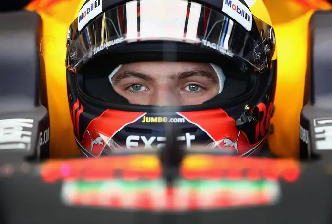 max verstappen helm