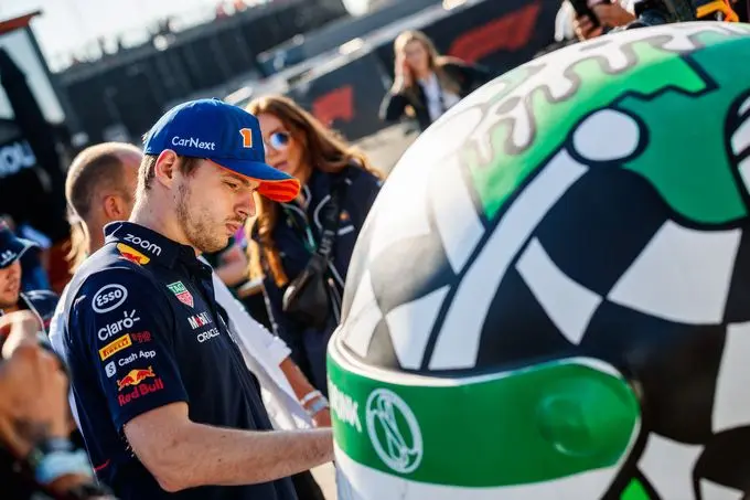 max verstappen helm pablo lucker rx