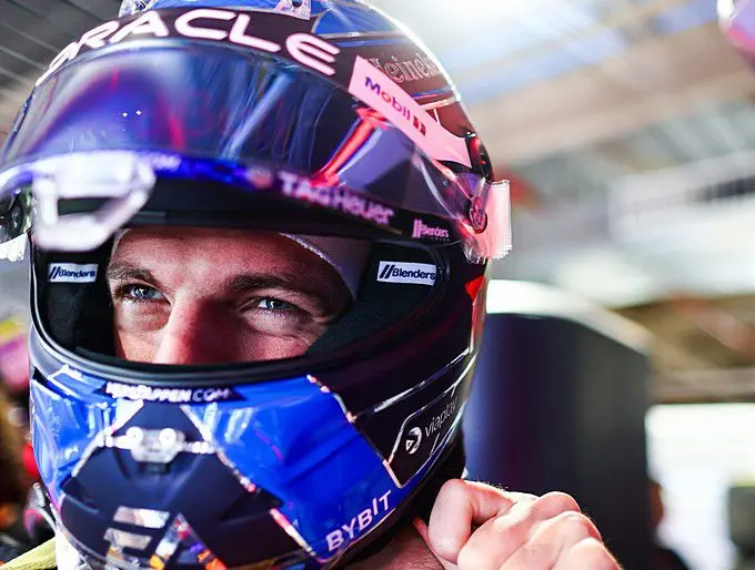 max verstappen helm usa