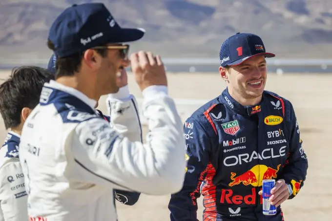 max verstappen hovercraft ricciardo