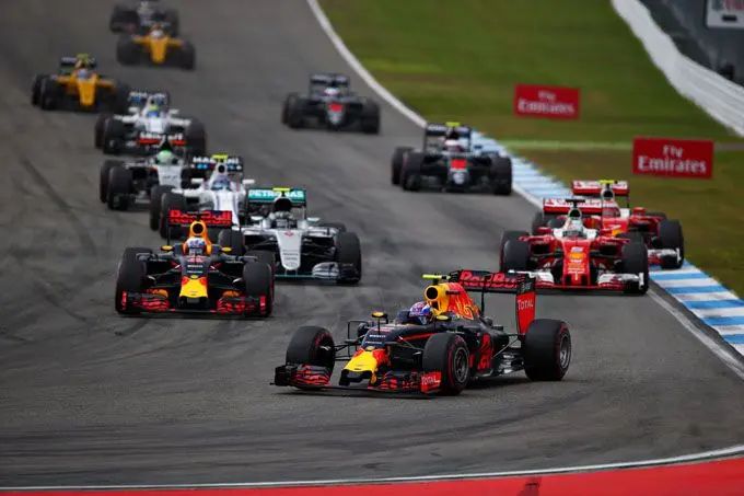 max verstappen op p2 in beginfase gp hockenheim rx
