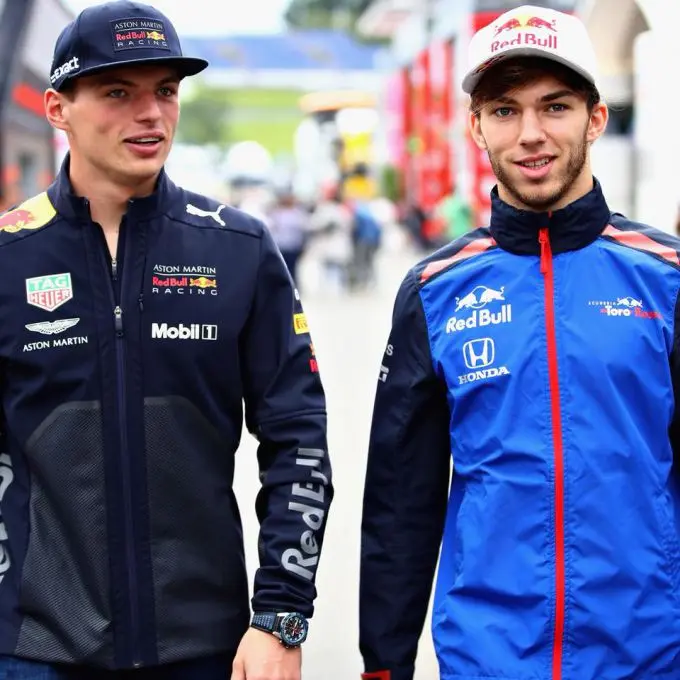 max verstappen pierre gasly 39799549 1673044422822324 4453057010576916480 n
