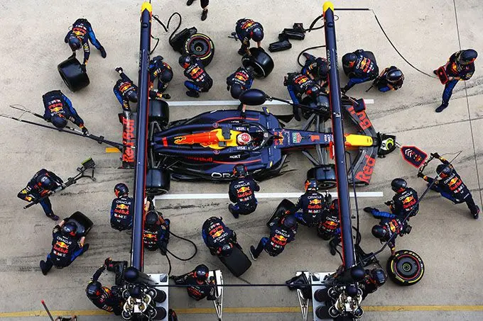 max verstappen pitstsop