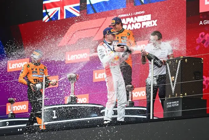 max verstappen podium japan 1