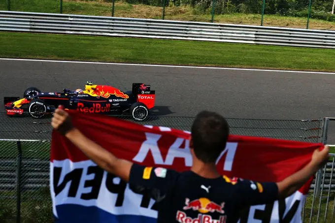 max verstappen red bull fans rx