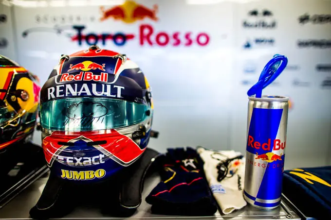 max verstappen red bull formula one racexpress 680