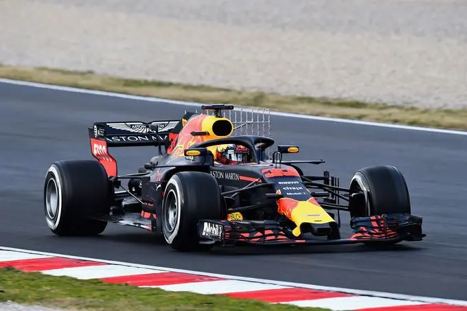 max verstappen red bull racing 3