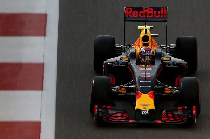 max verstappen red bull racing formula 1 racexpress 680