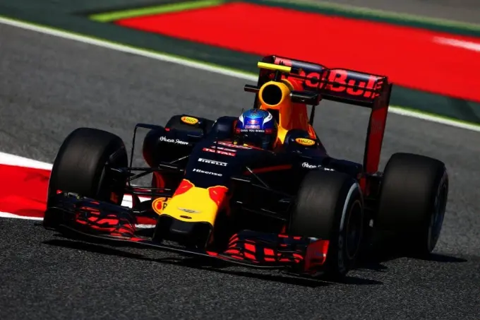 max verstappen red bull racing formule 1 barcelona 2016