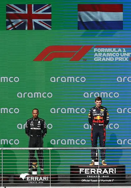 max verstappen rivaliteit lewis hamilton max verstappen