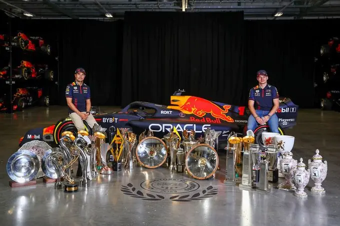 max verstappen sergio perez milton keynes 1