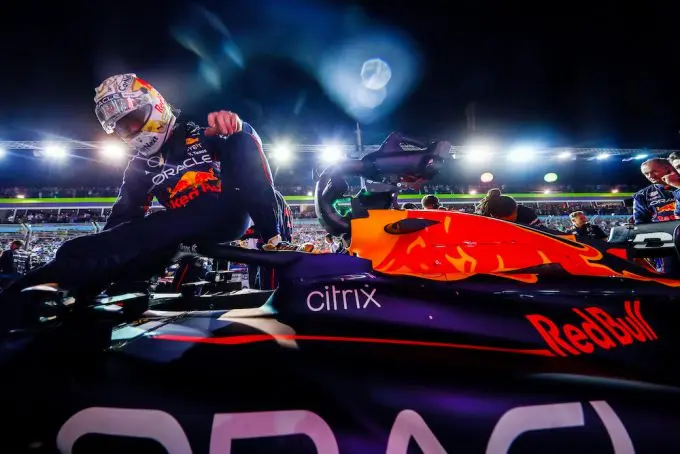 max verstappen singapore 4