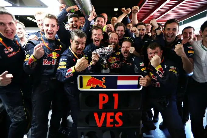 max verstappen spanje 2016 team 1