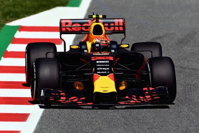 max verstappen spanje actie3