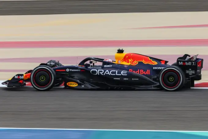 max verstappen test bahrein 3