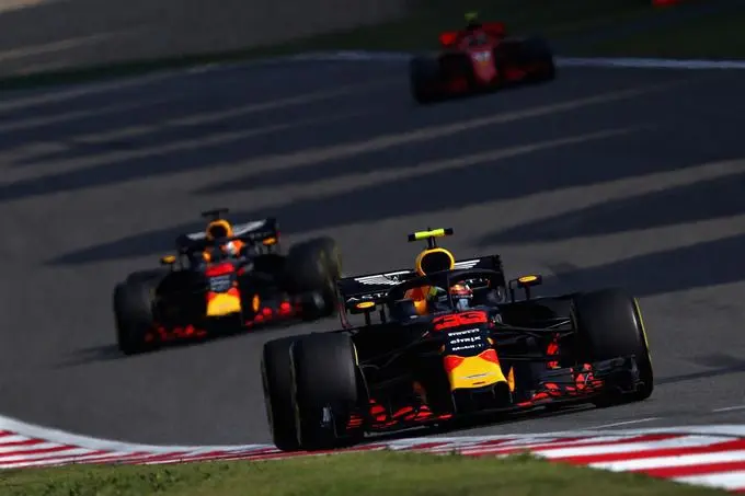 max verstappen voor daniel ricciardo rx 2