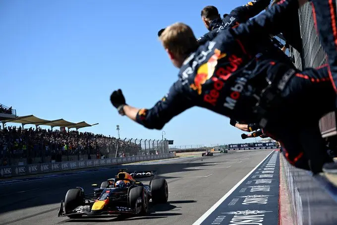 max verstappen wint usa gp 1