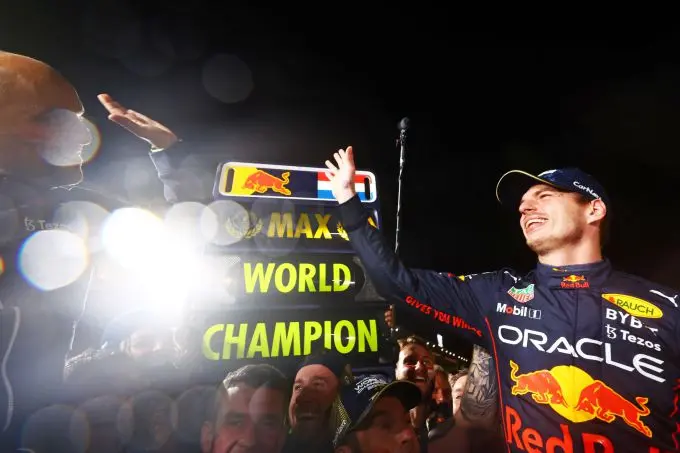 max verstappen world champion 2022 medium si202210090615 hires jpeg 24bit rgb