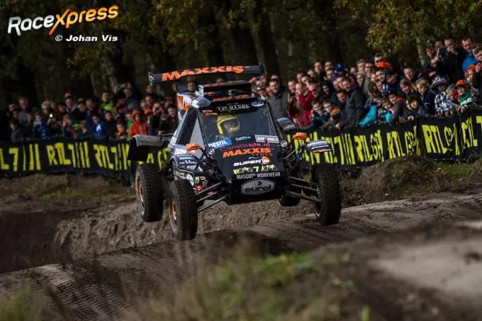 maxxis dakar team tim en tom coronel