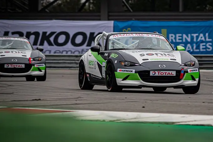 mazda maxime en milan 1