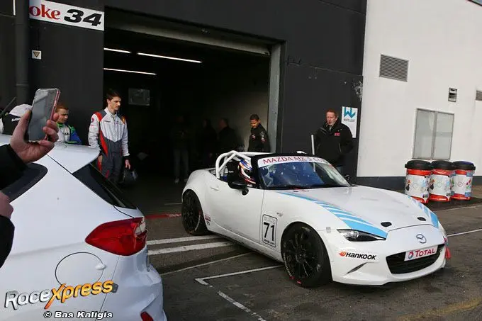 mazda mx5 cup dick van elk