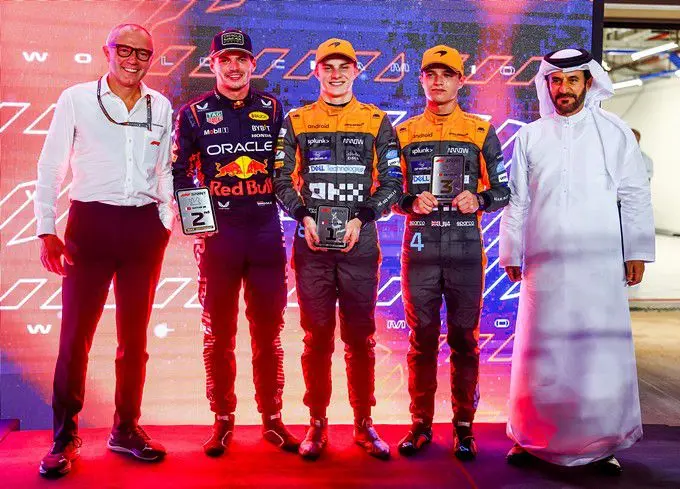mclaren max verstappen si202310070518