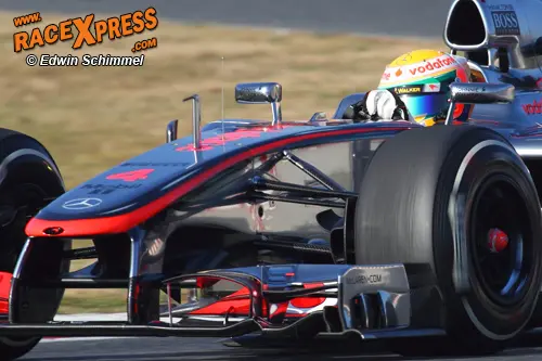 mclarenmercedes mp4 27 hamilton