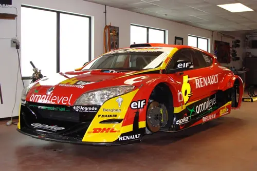 megane24uzolder rx
