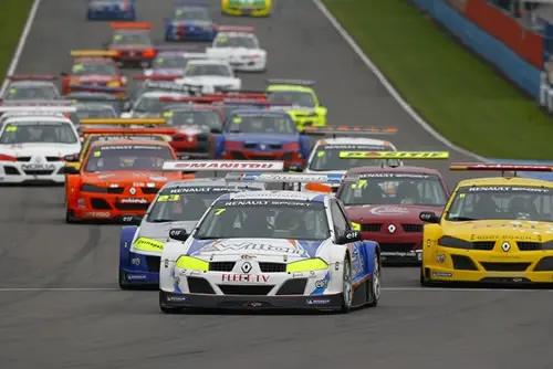 meganebritserace05start