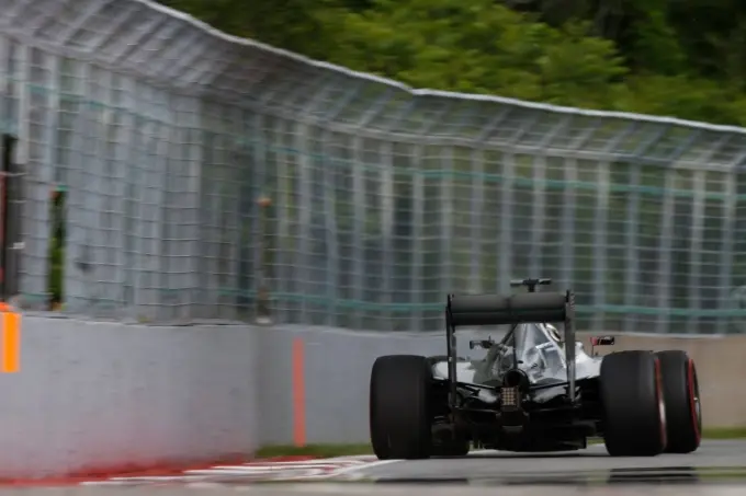 mercedes amg f1 team hamilton