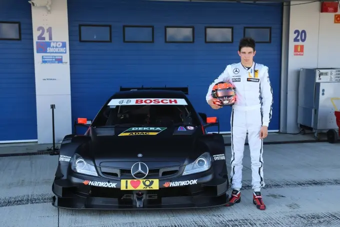 mercedes dtm test 2014