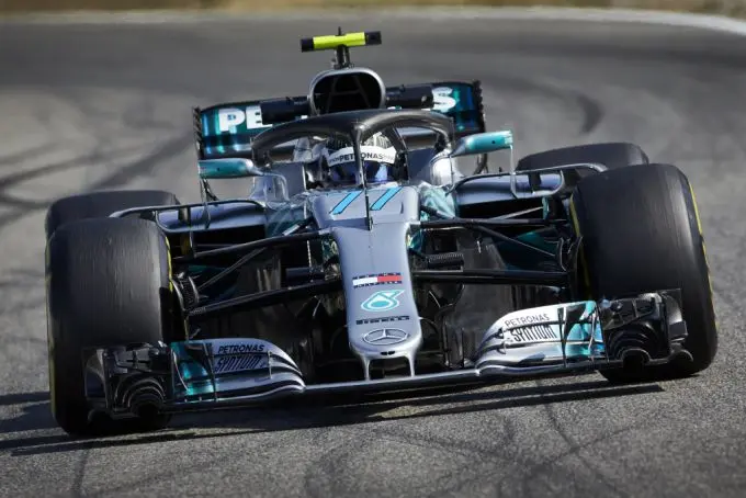 mercedes f1 singapore 1658951