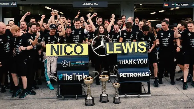 mercedes f1 triple worldchampions