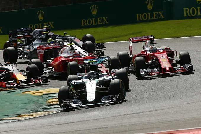 mercedes voor ferrari f1 rx