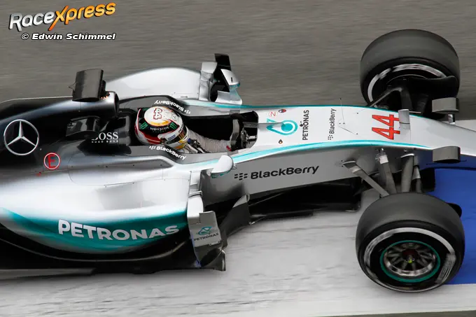 mercedes w06 hamilton