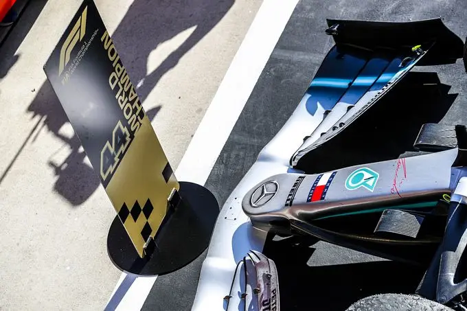 mercedes world champion f1 1