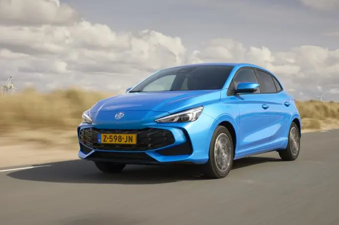 mg3 hybrid 62 voorzijde