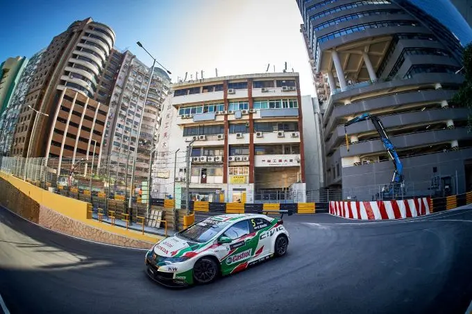 michelisz macau fp1