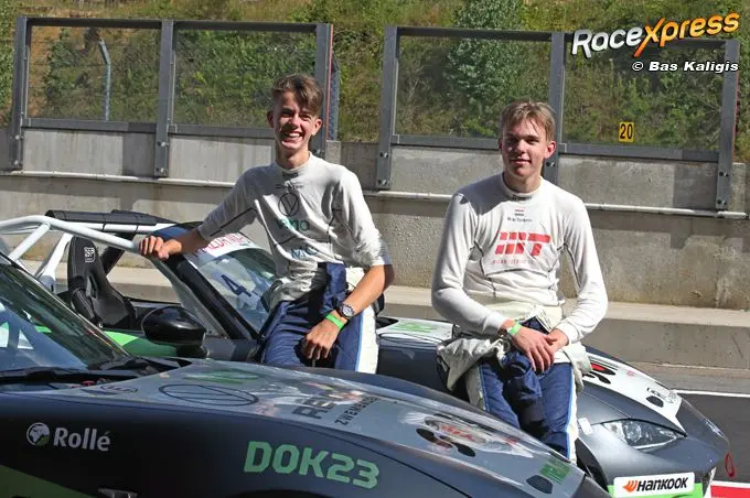 milan teekens en maxime oosten mazda mx5 cup imgl6258