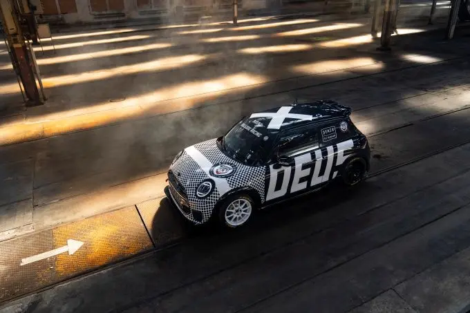 mini 24h nb 2025 p90594630 highres mini john cooper wor