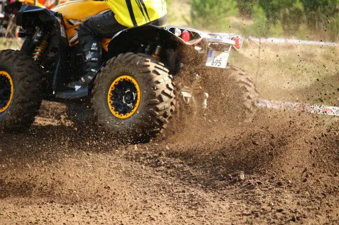 motocross op avontuur in nederland met een side by side