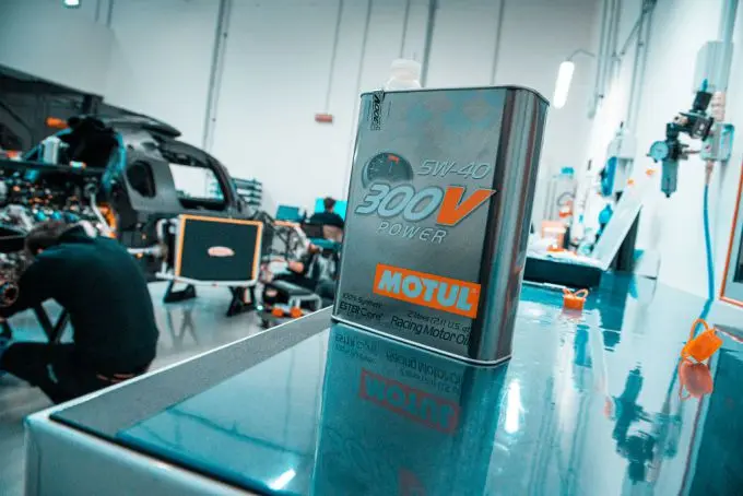 motul 5w40 300v power nd2 9976