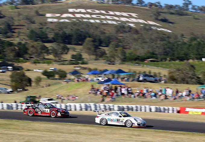 mount panorama bathurst 12 h