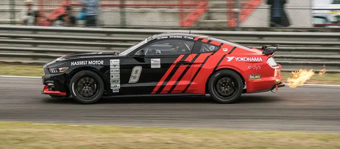 mustang 1