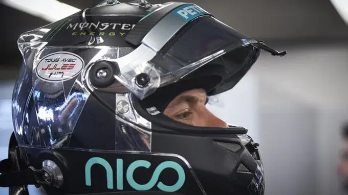 nico rosberg helm