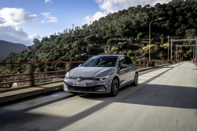 nieuwe golf nu ook leverbaar met 10 tsi motor