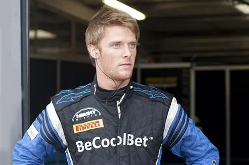 nigel melker portret rx 500