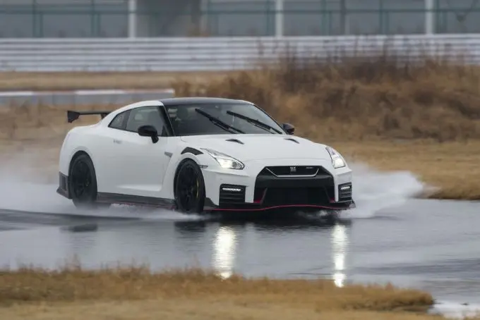 nissan gt r nismo voor modeljaar 2020 nyg beter op hoge snelheden