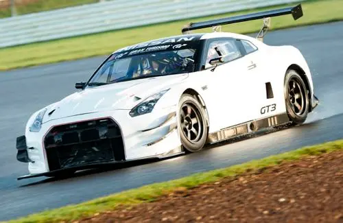 nissan gt3 imsa voorkant rx500